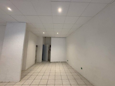 Vente Local commercial/ professionnel de 440 pi2 à Toulouse (31000) en France