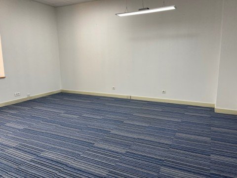 Vente Local commercial de 1240 pi2 en plein centre ville, à Nancy (54000) en France