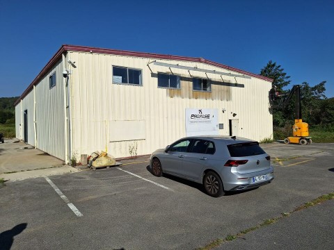 Vente Local commercial , 590 m2 à Chiry ourscamp (60138) en France