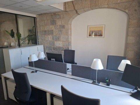 Vente Bureaux / Locaux professionnels, 143 m2 à Marseille (13002) en France