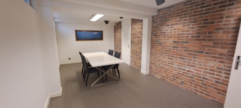 Vente Bureaux / Locaux professionnels, 210 m2 à Laval (53000)