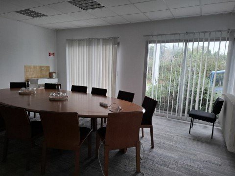 Vente Bureaux / Locaux professionnels, 307 m2 à Saint-Nazaire (44600)