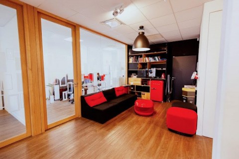 Vente Bureaux / Locaux professionnels, 320 m2 à Saint-Herblain (44800) en France