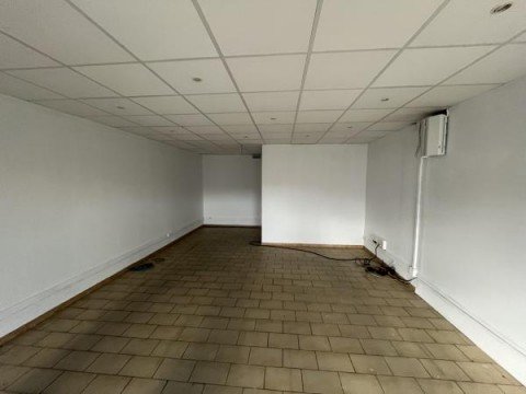 Vente Local commercial de 40 m2 à Montfavet (84140)