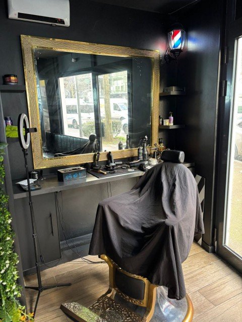 Vente Barber shop sur un emplacement N°1, à Villeneuve-la-Garenne (92390)