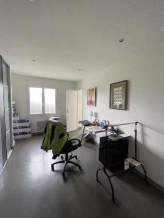 Vente Bureaux / Locaux professionnels, 114 m2 à Jaunay-Marigny (86130) en France