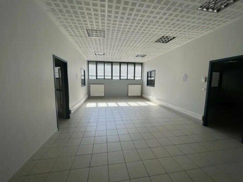 Vente Bureaux / Locaux professionnels, 280 m2 à Rabat (10000) en France