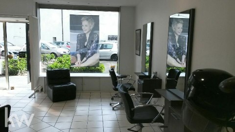 Vente Salon de coiffure mixte en plein centre ville, à Caluire-et-Cuire (69300) en France