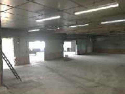 Vente Local commercial , 850 m2 à Nogent (52800) en France