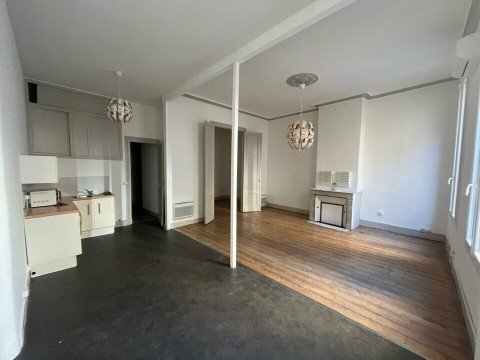 Vente Bureaux / Locaux professionnels, 69 m2 à Bordeaux (33000) en France