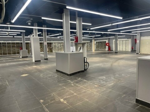 Vente Bureaux / Locaux professionnels, 113 m2 dans une zone tertiaire, à Saint-Nazaire (44600) en France