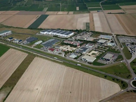 Vente Terrain, 150000 m2 à La Rivière-de-Corps (10440) en France