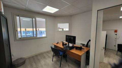 Vente Local commercial ou de service de 72 m2 dans une zone fréquentée, à Saint-Nazaire (44600)