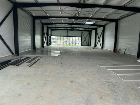 Vente Local commercial de 280 m2 sur un emplacement numéro 1, à Toulouse (31200) en France