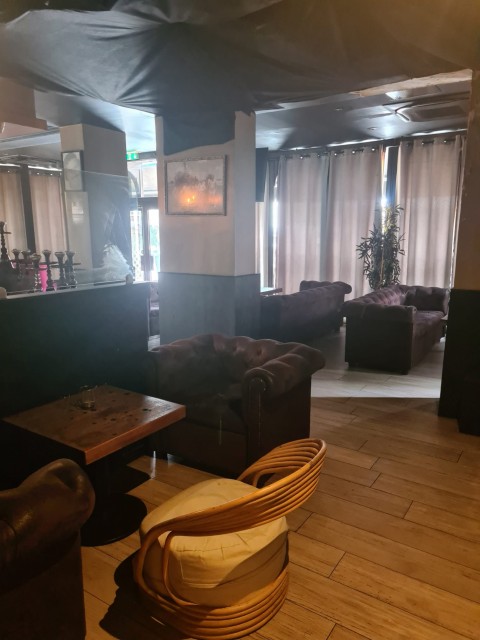 Vente Bar, Hôtel restaurant de 11 chambres avec terrasse proche de Conflans-Sainte-Honorine (78700) en France