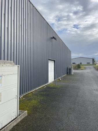 Vente Local d'activité / Entrepôt, 1300 m2 à Saint-Maixent-l'École (79400)