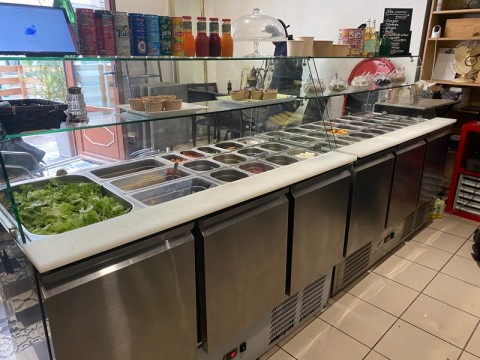 Vente Bar à salades - restauration rapide dans une zone passante, à Lyon (69004) en France