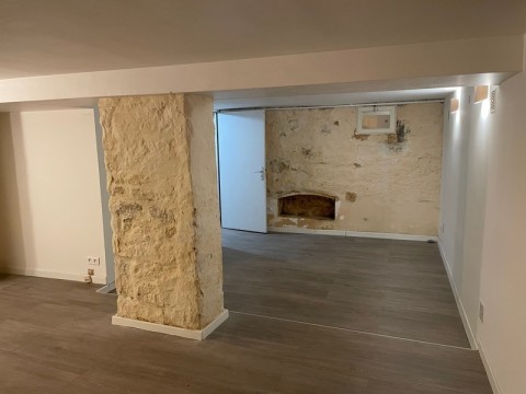 Vente Espace de stockage de 30 m2 dans une zone fréquentée, à Paris (75014)