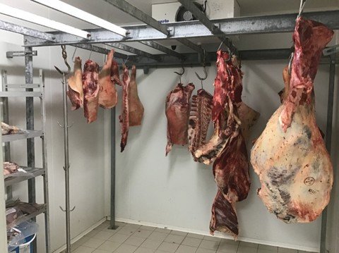 Vente Boucherie, Charcuterie, Rotisserie, Epicerie fine à Paris 20ème dans un quartier animée (75020)