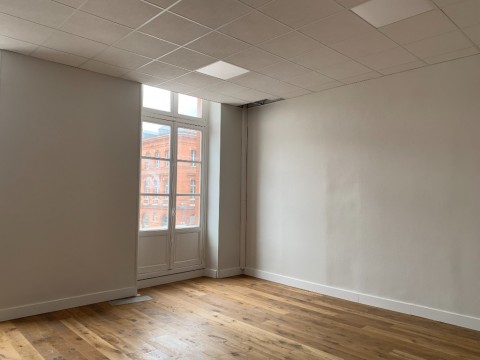 Vente Bureaux / Locaux professionnels, 59 m2 à Toulouse (31000) en France