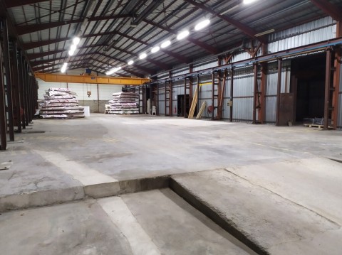 Vente Local industriel - stockage de 745 m2 à Montélimar (26200)