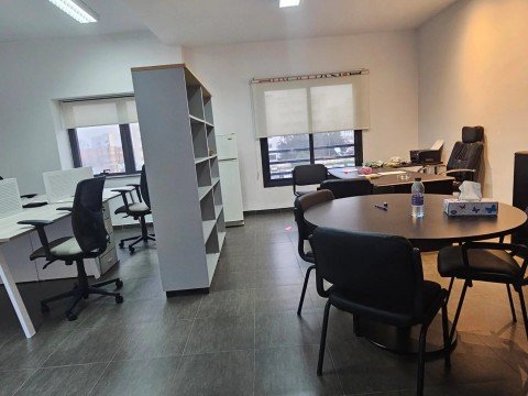 Vente Bureaux / Locaux professionnels, 120 m2 à Tunis en Tunisie