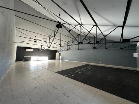 Vente Local commercial , 160 m2 dans les Bouches du Rhône (13)