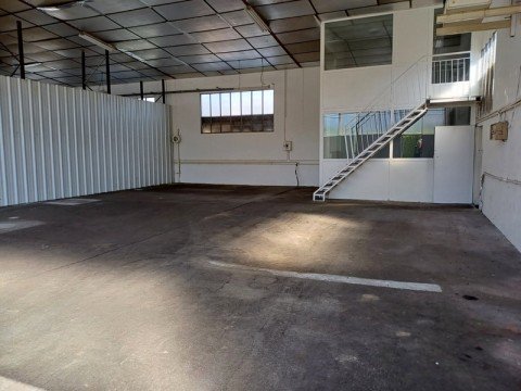 Vente Local commercial , 150 m2 en Savoie (73)