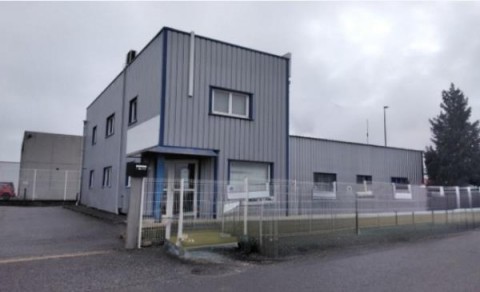 Vente Local d'activité / Entrepôt, 460 m2 à La Roche-sur-Foron (74800)