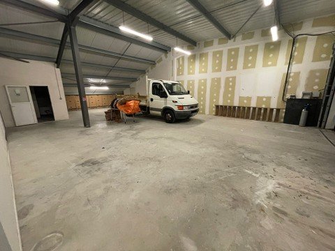 Vente Murs commerciaux, 100 m2 à Hasparren (64240)