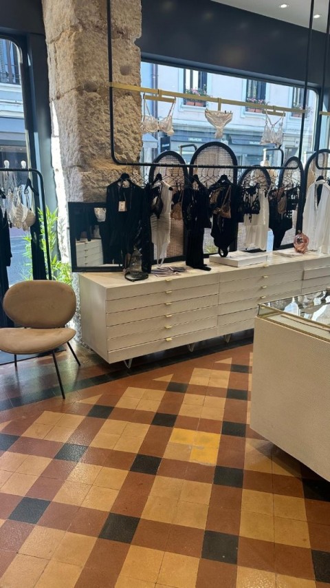 Vente Lingerie, 60 m2 à Annecy (74000)