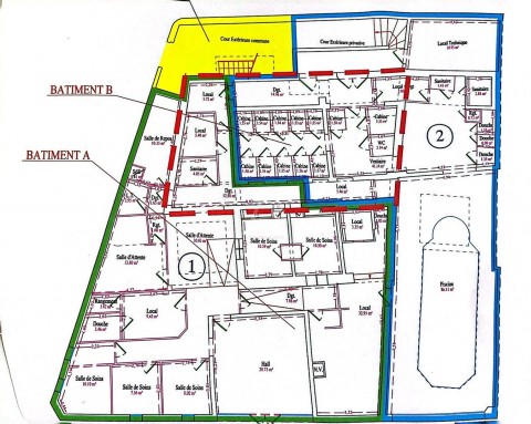 Vente Murs commerciaux, 400 m2 à Les Herbiers (85500) en France