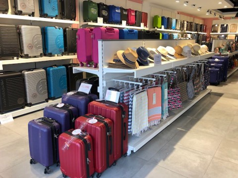 Vente Maroquinerie, Prêt-à-porter, 1510 pi2 à Lannion (22300) en France