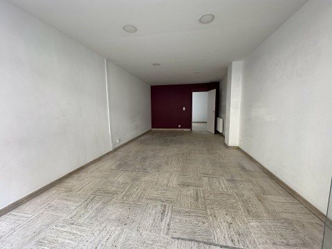 Vente Local commercial de 66 m2 pour différentes activités dans un quartier dynamique, à Aix-en-Provence (13090)