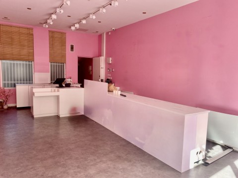 Vente Boutique de 600 pi2 dans une rue piétonne, à Lagny-sur-Marne (77400) en France
