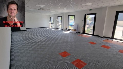 Vente Local commercial , 445 m2 à Saint-André-de-Corcy (01390) en France